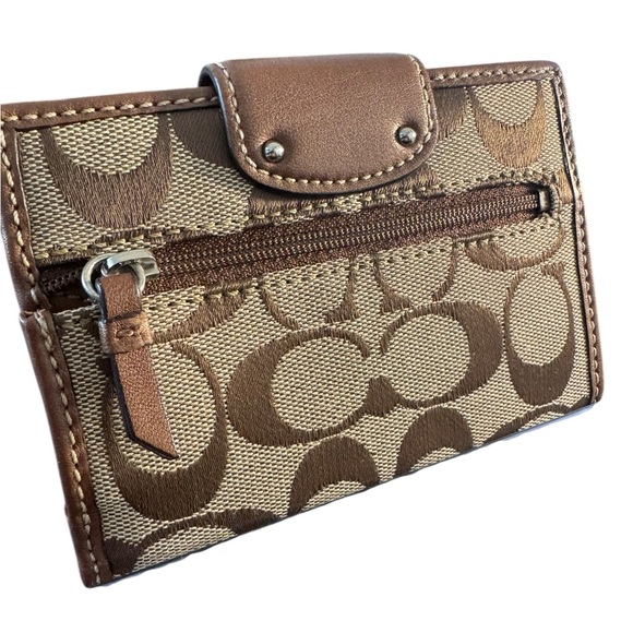 Coach Tan and Brown Signature Wallet NWOT - Picture 3 of 9